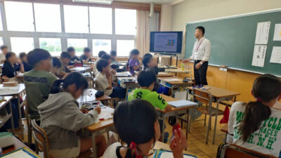 弊社代表 宮下が出張授業を行いました